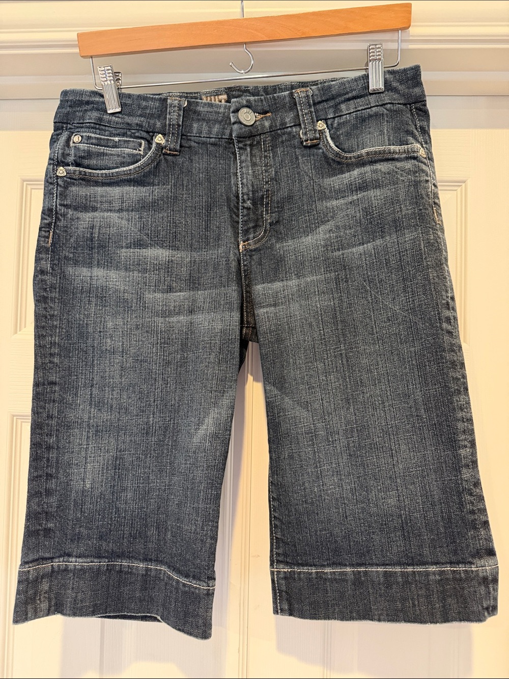Kut From The Kloth Natalie Bermuda Jean Shorts, Medium Wash, Size 12